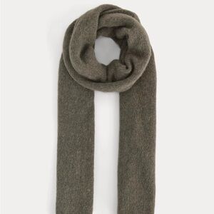 Cozy Brown Knit Scarf